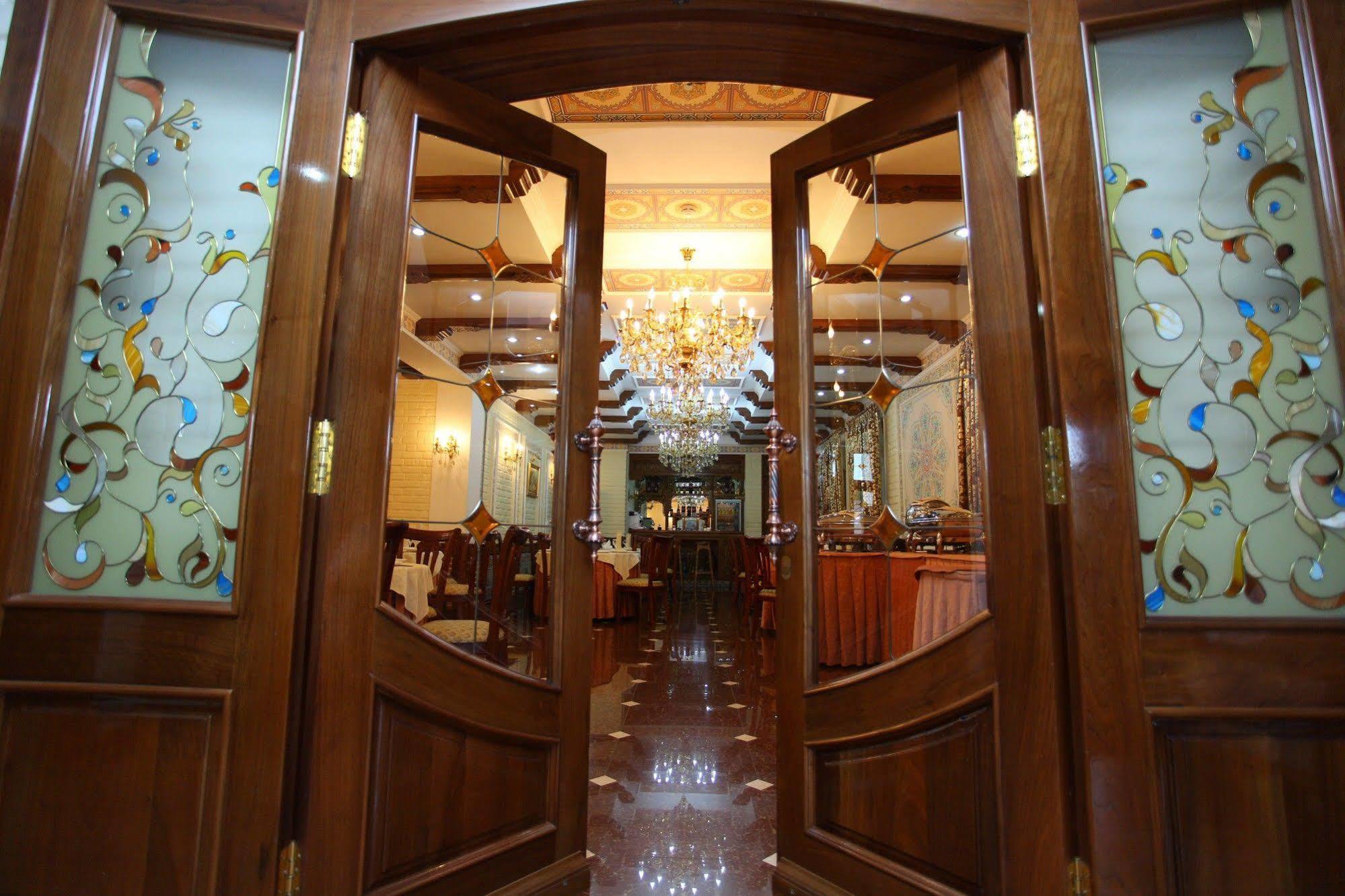 Hotel Grand Samarkand Superior - A Exteriör bild
